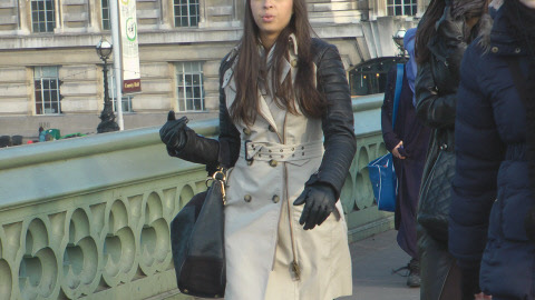 street-videos-girls-in-leather-gloves-and-pants-with-leather-jacket-and-boots